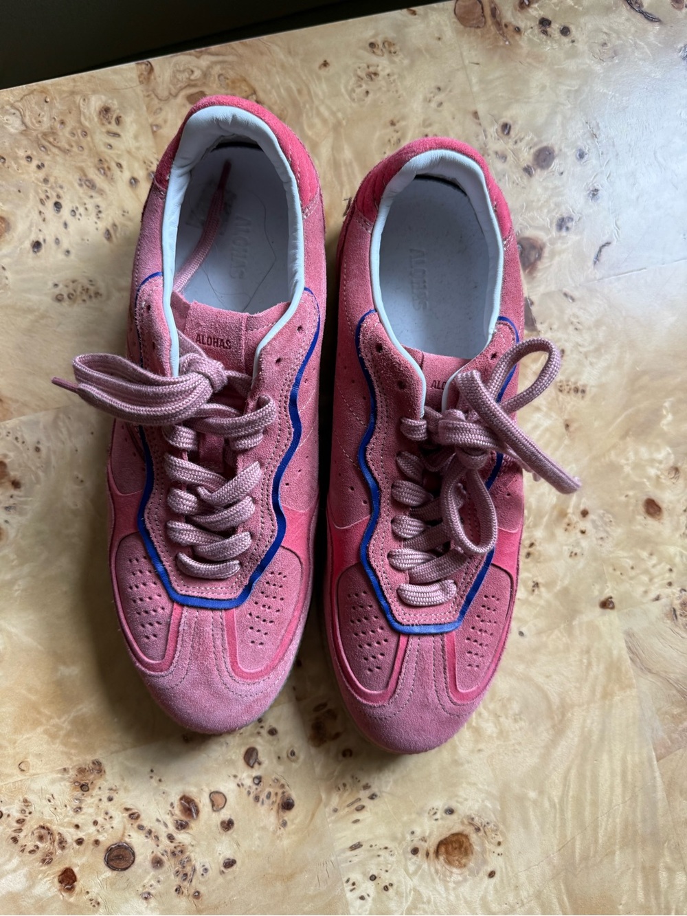 ALOHAS Pink Suede Low-Top Sneakers with Gum Sole - Picture 2 of 6